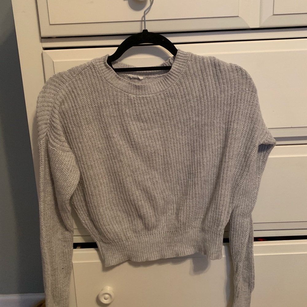 Garage sweater XS